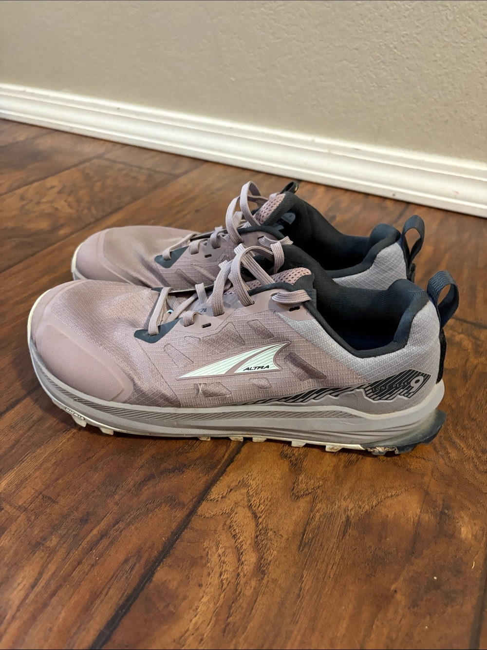 Altra Women's Lone Peak 9 Trail Running Shoes 10.5W